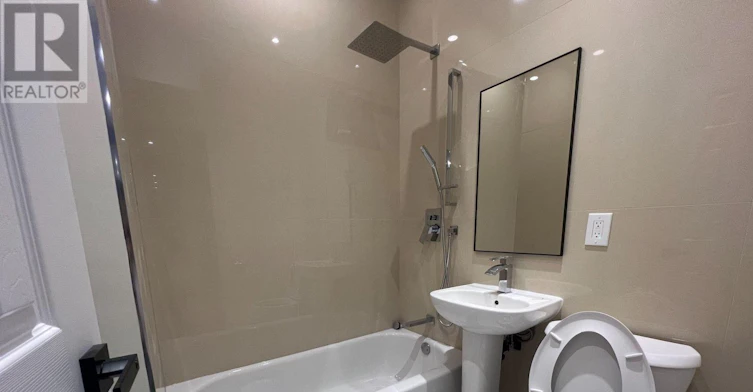 203-2386 Lake Shore Boulevard W, Toronto, ON, M8V 1C3 - 8