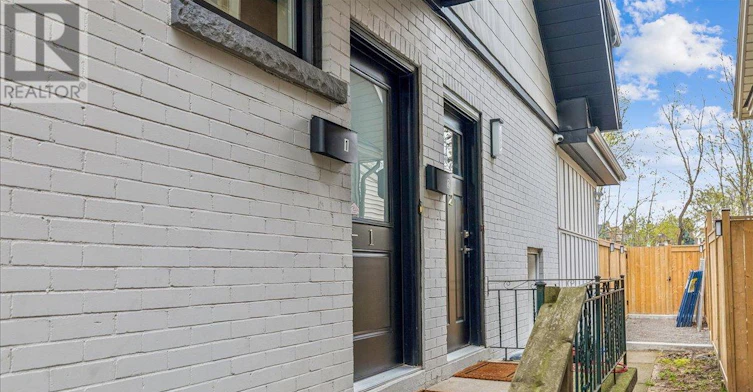 1-128 Gage Avenue S, Hamilton, ON, L8M 3E1 - 2