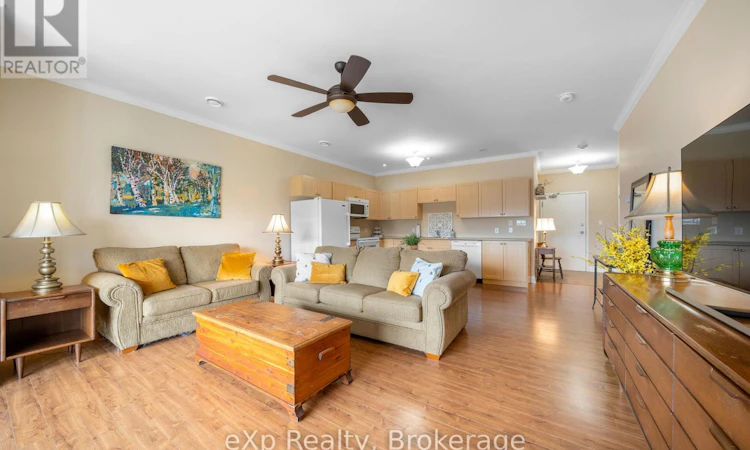 302 20a Silver Birch Court