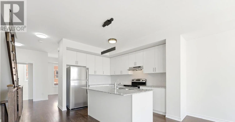 7 City Park Circle, Vaughan, ON, L4L 0H2 - 3