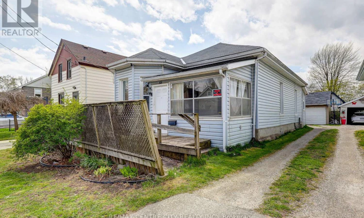 88 Flora Street