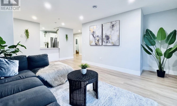 305-24 Gilbert Drive