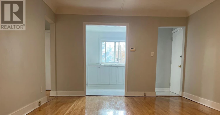 4-425 Burlington Avenue, Burlington, ON, L7S 1R3 - 2