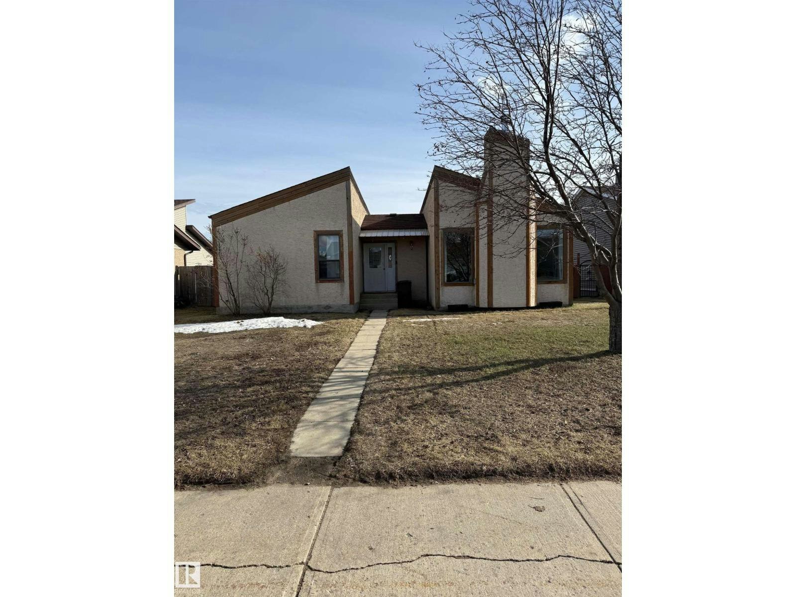 5105 58 Avenue, Elk Point, AB, T0A 1A0