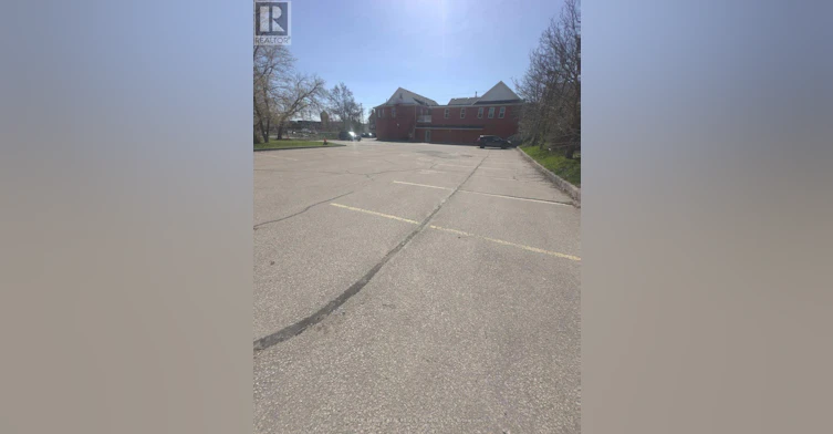202-10055 Keele Street, Vaughan, ON, L6A 3Y8 - 14