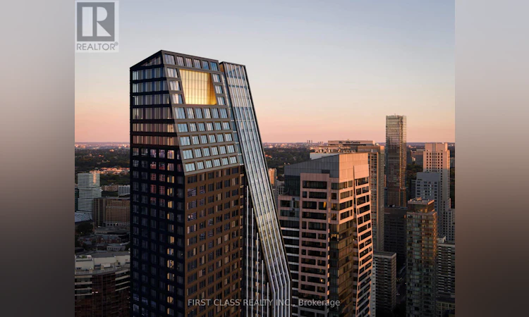 905-8 Wellesley Street W