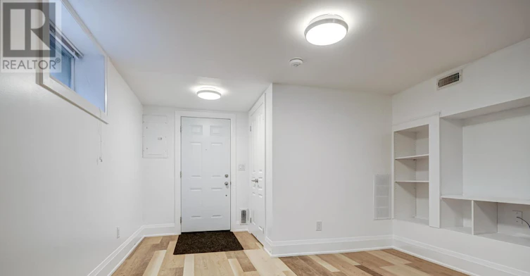 LOWER-250 Nairn Avenue, Toronto, ON, M6E 4H4 - 21