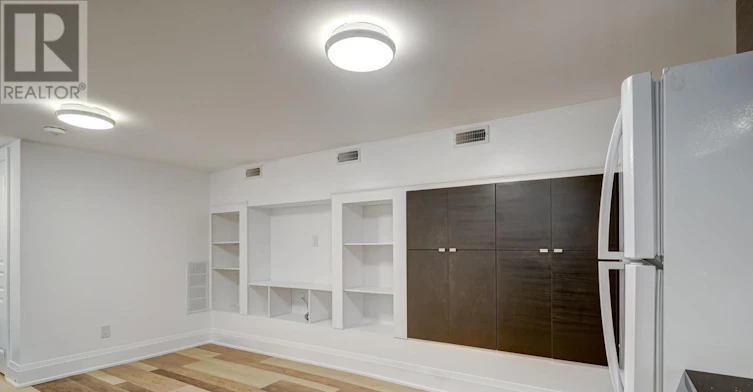LOWER-250 Nairn Avenue, Toronto, ON, M6E 4H4 - 7