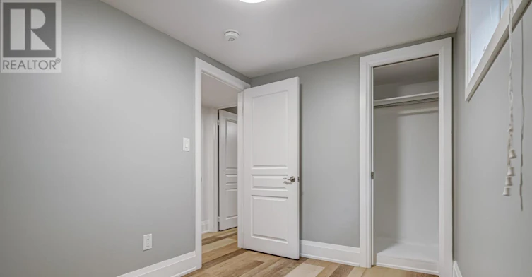 LOWER-250 Nairn Avenue, Toronto, ON, M6E 4H4 - 17