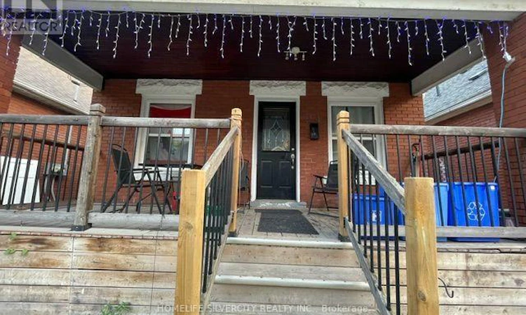24 Webber Avenue