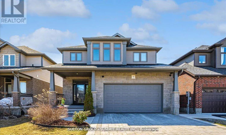 9 Mcintyre Lane