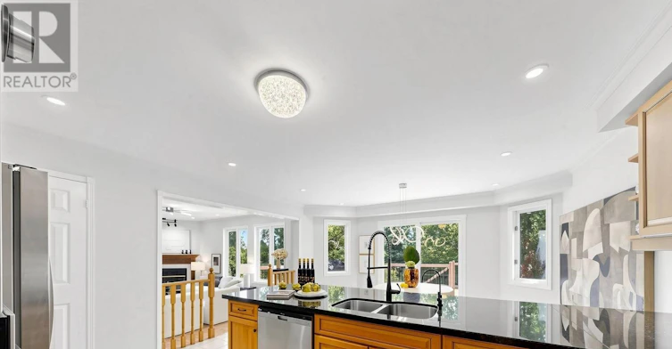 98 Brookeview Drive, Aurora, ON, L4G 6R5 - 11