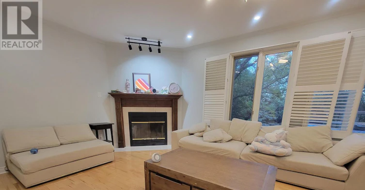 98 Brookeview Drive, Aurora, ON, L4G 6R5 - 26