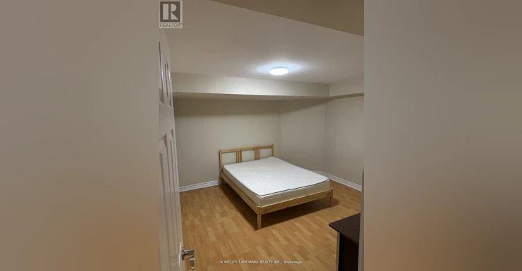 BSMT-54 Beck Drive, Markham, ON, L3P 5J9 - 3