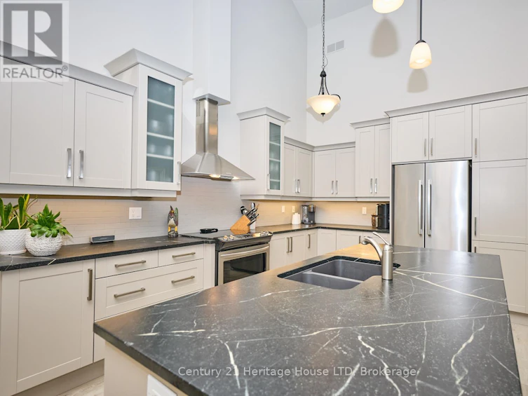 14 Tulip Tree Common, St. Catharines, ON, L2S 4C8 - 10