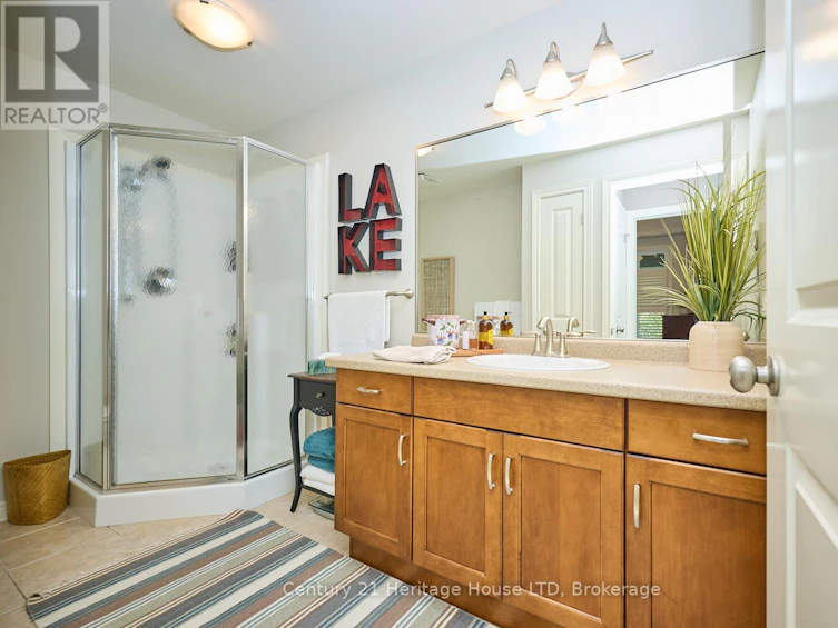 14 Tulip Tree Common, St. Catharines, ON, L2S 4C8 - 33