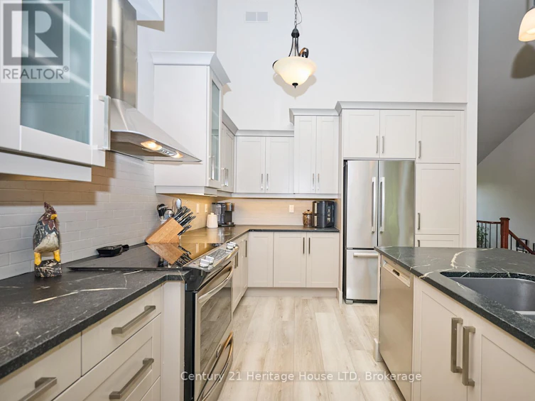 14 Tulip Tree Common, St. Catharines, ON, L2S 4C8 - 11