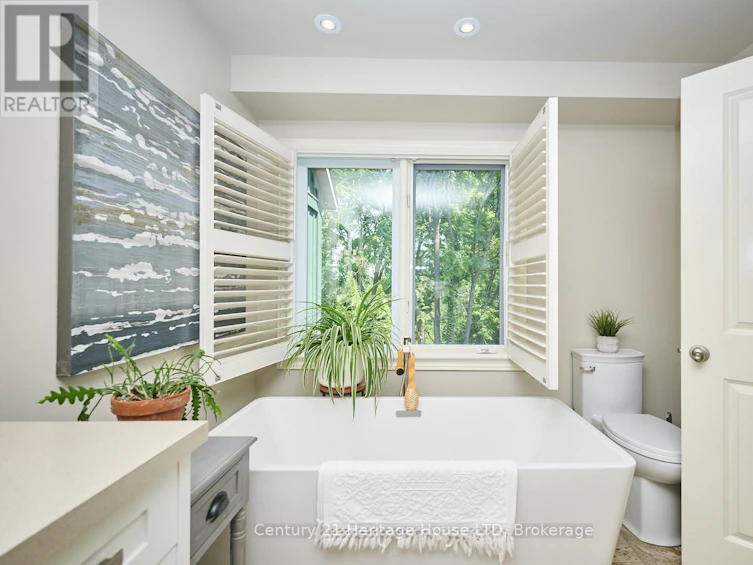 14 Tulip Tree Common, St. Catharines, ON, L2S 4C8 - 25