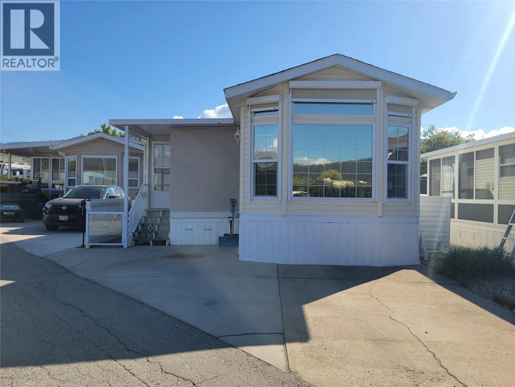 298-415 Commonwealth Road, Kelowna, BC, V4V 1P4