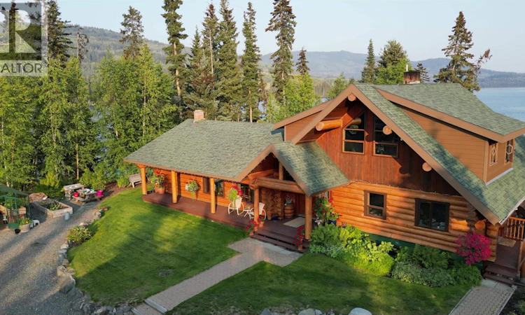 8528 Little Fort 24 Highway