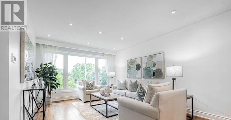 MAIN-257 Otonabee Avenue, Toronto, ON, M2M 2S9 - 10