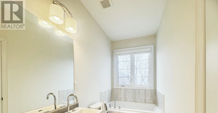 28 Island Green Lane, Markham, ON, L6C 0Y7 - 12