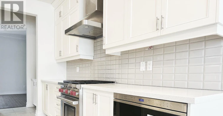 28 Island Green Lane, Markham, ON, L6C 0Y7 - 4