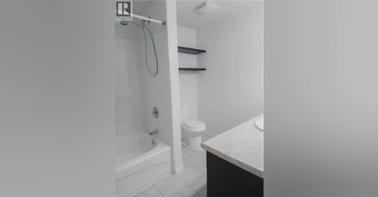 569 Activa Avenue, Kitchener, ON, N2E 4C3 - 33