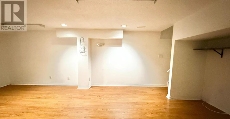 235 Roxanne Crescent, Toronto, ON, M1V 4G5 - 3