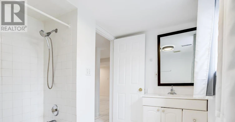 BSMT-161 Chambers Crescent, Newmarket, ON, L3X 1S9 - 22