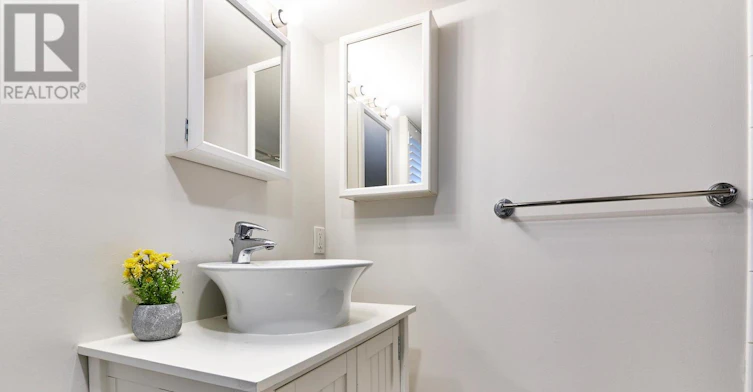 LOWER-207 Bayview Heights Drive, Toronto, ON, M4G 2Z4 - 11
