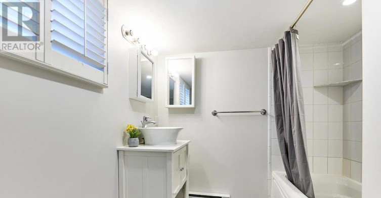 LOWER-207 Bayview Heights Drive, Toronto, ON, M4G 2Z4 - 13