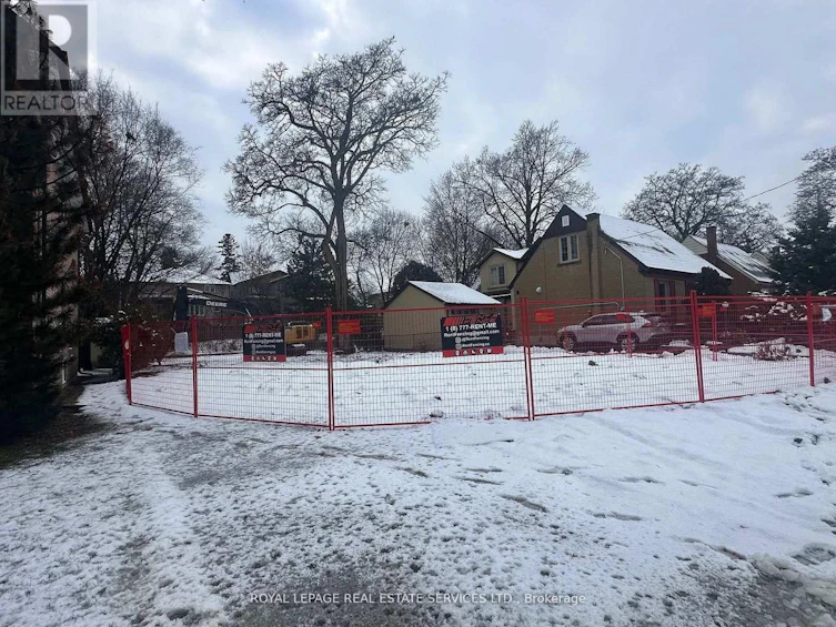 226 Martin Grove Road, Toronto, ON, M9B 4L4 - 4