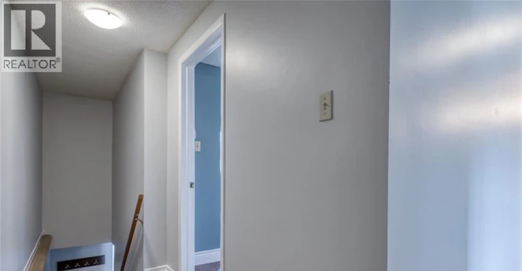 15-25 Valleyview Road, Kitchener, ON, N2E 1L5 - 9