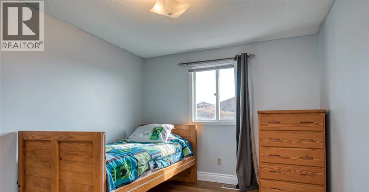 15-25 Valleyview Road, Kitchener, ON, N2E 1L5 - 10