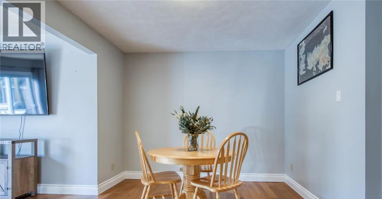 15-25 Valleyview Road, Kitchener, ON, N2E 1L5 - 25