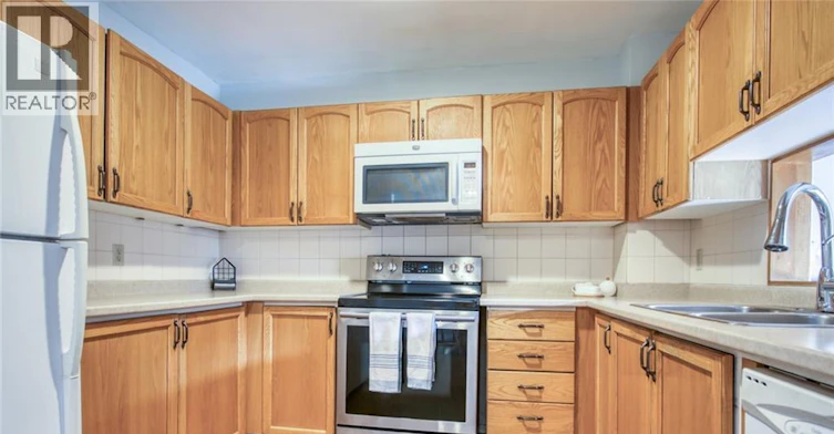 15-25 Valleyview Road, Kitchener, ON, N2E 1L5 - 28