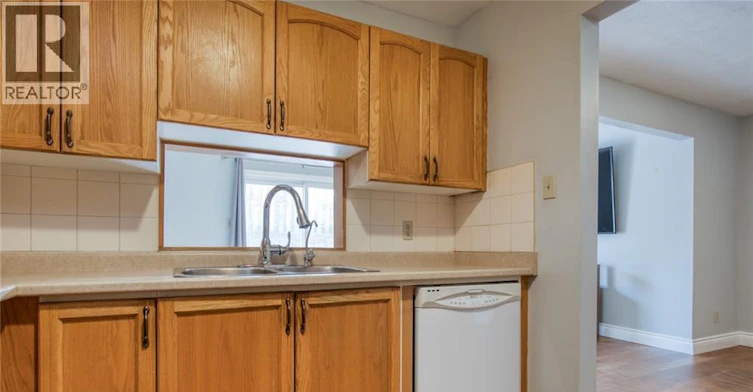 15-25 Valleyview Road, Kitchener, ON, N2E 1L5 - 29