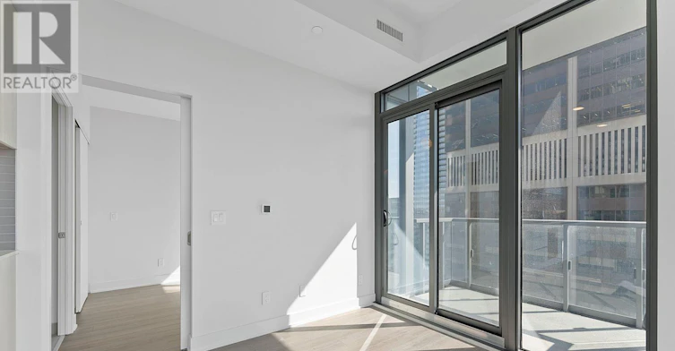 2103-8 Cumberland Street, Toronto, ON, M4W 0B6 - 12
