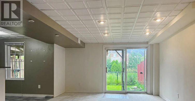 BSMT-26 Millcliff Circle, Aurora, ON, L4G 7N7 - 2