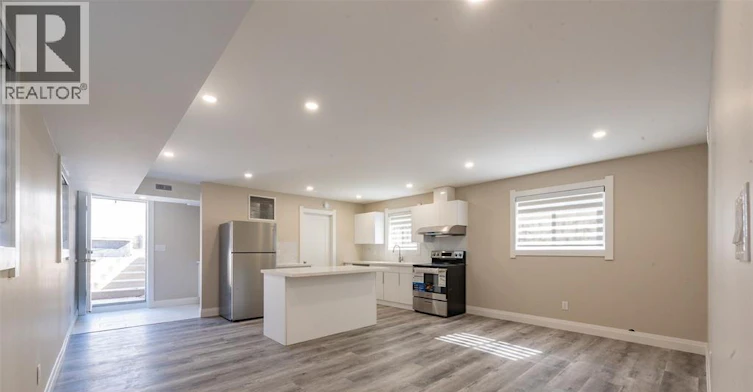 B-912 Hall Avenue, Windsor, ON, N9A 2M5 - 4