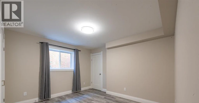 912 Hall Avenue, Windsor, ON, N9A 2M5 - 24