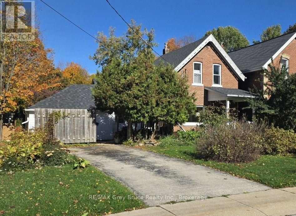 648 9th Street E, Owen Sound, ON, N4K 1P7