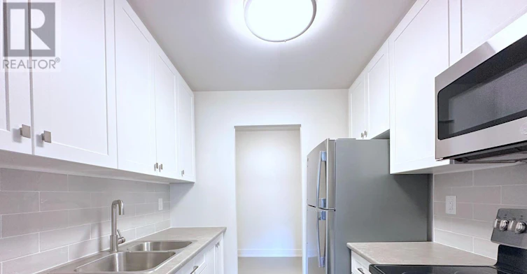 103-190 Clark Boulevard, Brampton, ON, L6T 4A8 - 4