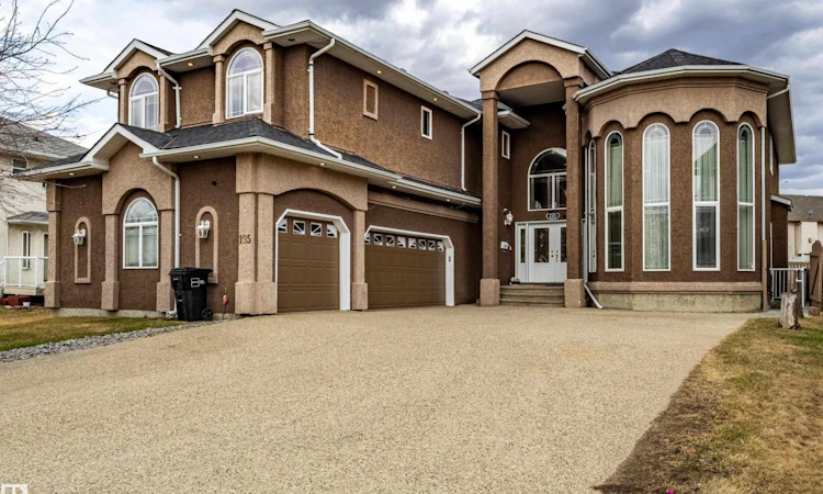 195 Kulawy Drive NW