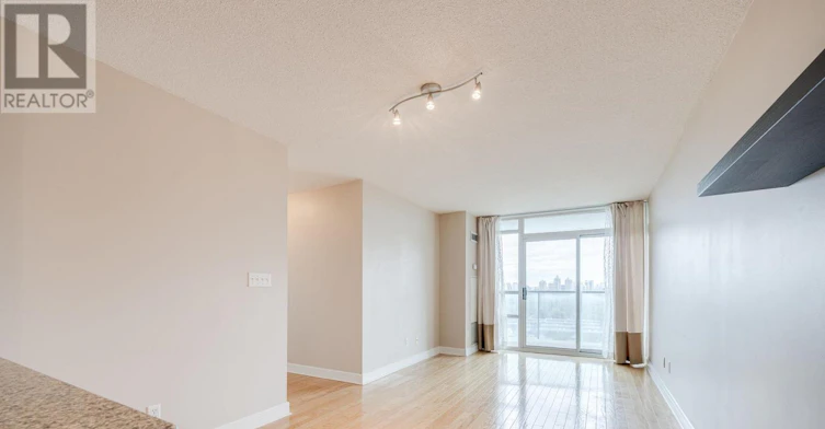 1010-16 Harrison Garden Boulevard, Toronto, ON, M2N 7J6 - 6
