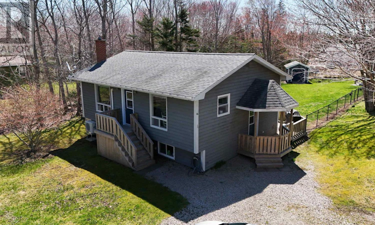 202 Saunders Road