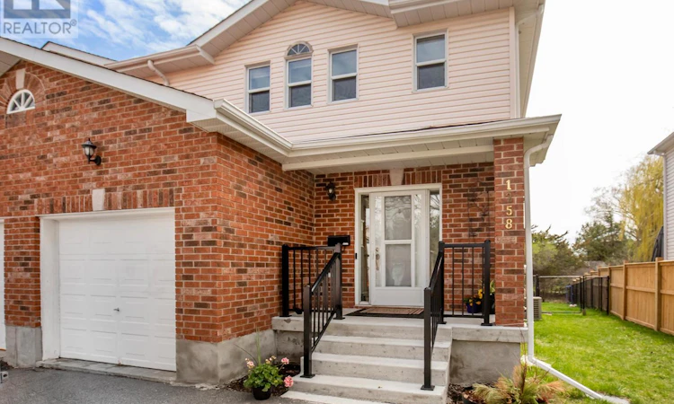 1258 Brackenwood Crescent