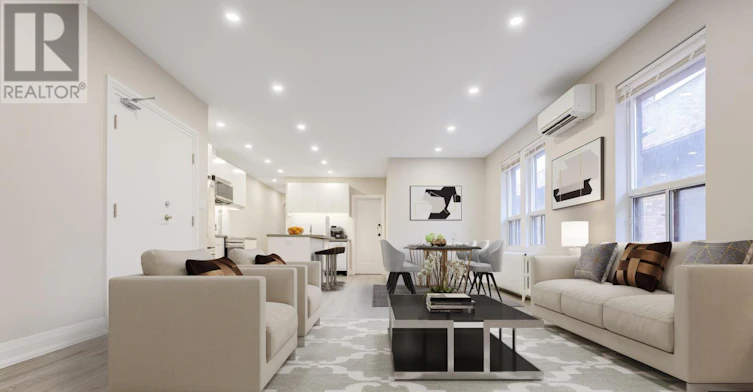 MAIN-10 Castleview Avenue, Toronto, ON, M5R 1Y9