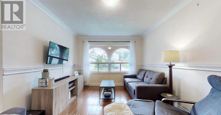 MAIN FLOOR-139 Ranee Avenue, Toronto, ON, M6A 1N3 - 6